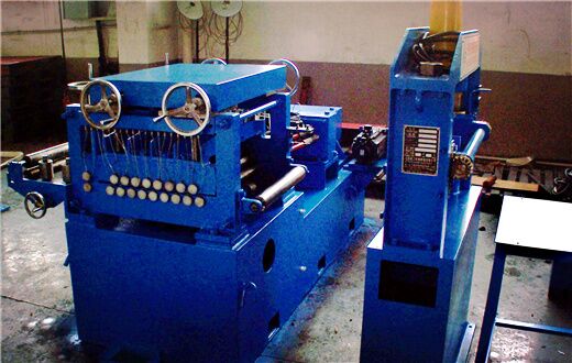 Simple thin strip steel cut to length machine