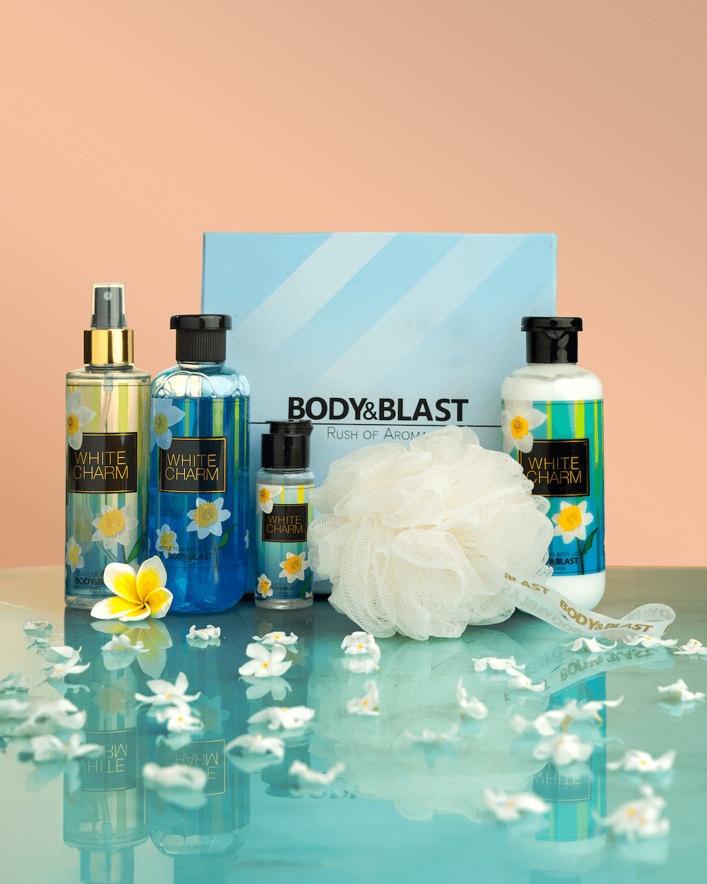 white-charm-bath-body-gift-box-set-113637