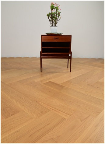 Multi-ply Engineered wood flooring-European Oak